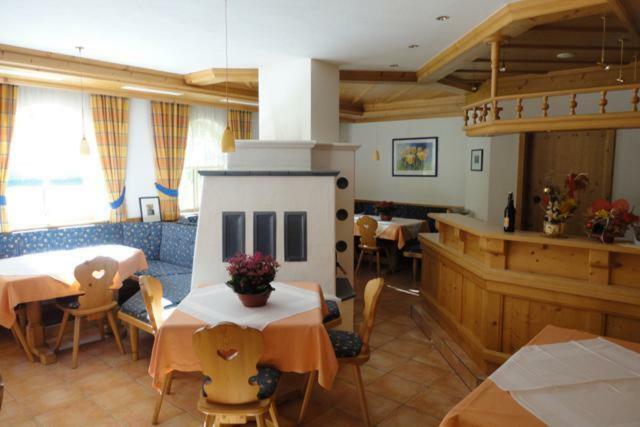 Pension Alpenrose ไมส์โฮเฟิน ภายนอก รูปภาพ